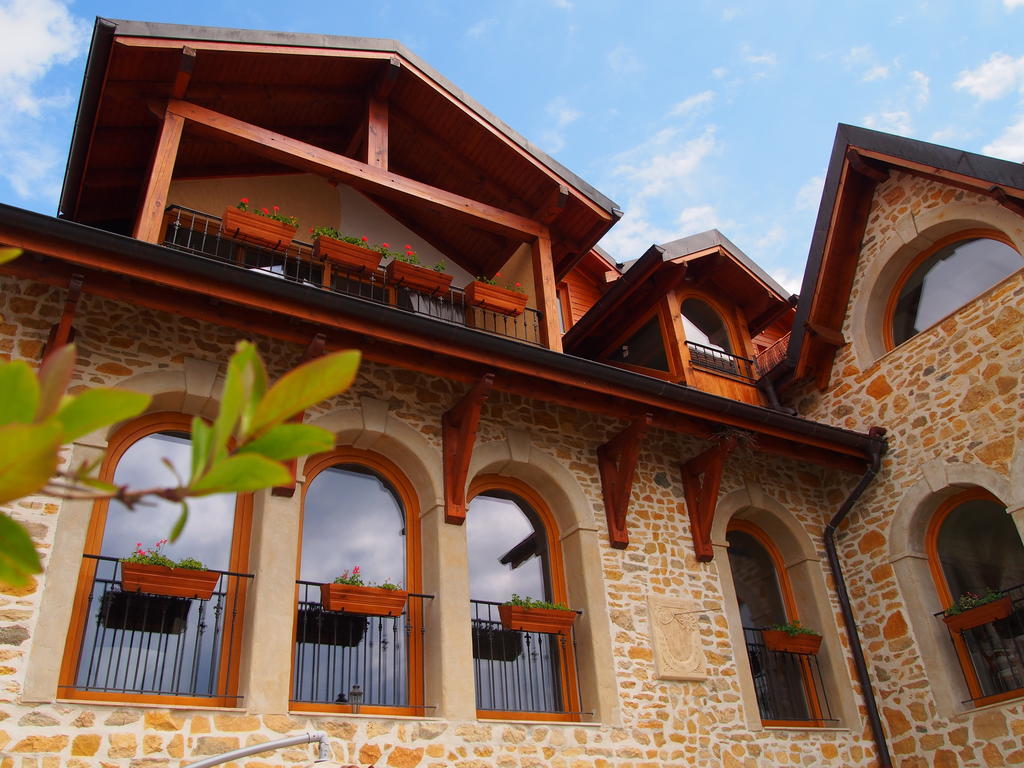 Bed and Breakfast Les Lumieres De Geneve Grilly Экстерьер фото