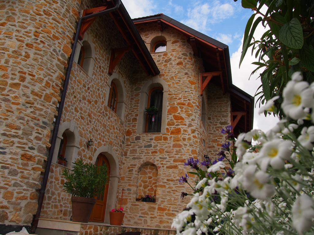 Bed and Breakfast Les Lumieres De Geneve Grilly Экстерьер фото